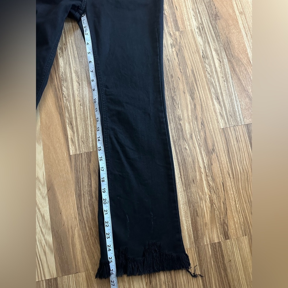 Before You Cropped Raw Frayed Hem Stretchy Jeans Black Size Medium - Picture 8 of 11